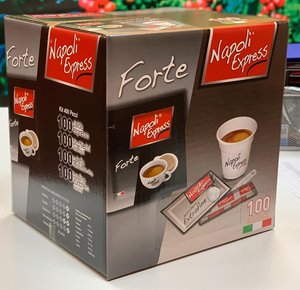 NAPOLI EXPRESS COFFEE PODS SINGLE DOSE STRONG WITH ACCESSORIES Featured Image