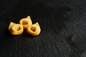 Tortellini Bolognesi Featured Image