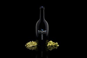 BLUE HORN BIONDA ITALIAN LUXURY BEER Featured Image