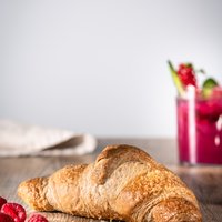 VEGAN CORNETTO ELDERBERRY & RASPBERRY Featured Image