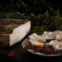 Lardo stagionato “Macchia mediterranea” Featured Image