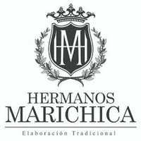 Hermanos Marichica Logo