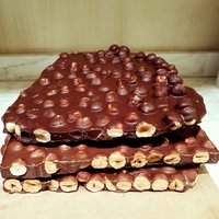 Cioccolato Fondente /Latte con Nocciole Featured Image